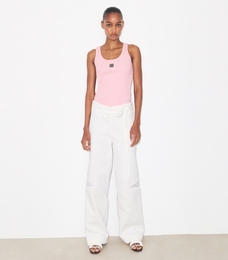 Tory Burch designer トップス コットン スクープ タンクトップ in Light Pink モデル前面