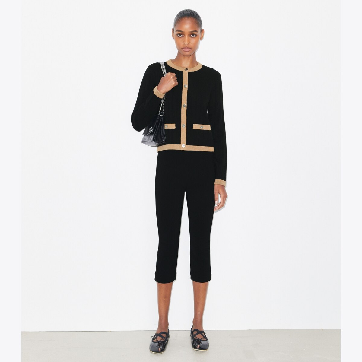 CROPPED MERINO WOOL CARDIGAN - thumbnail 3