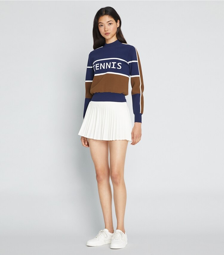 Tory Sport designer セーター クロップド テックナイロン テニスセーター in Tory Navy / Allspice モデル前面