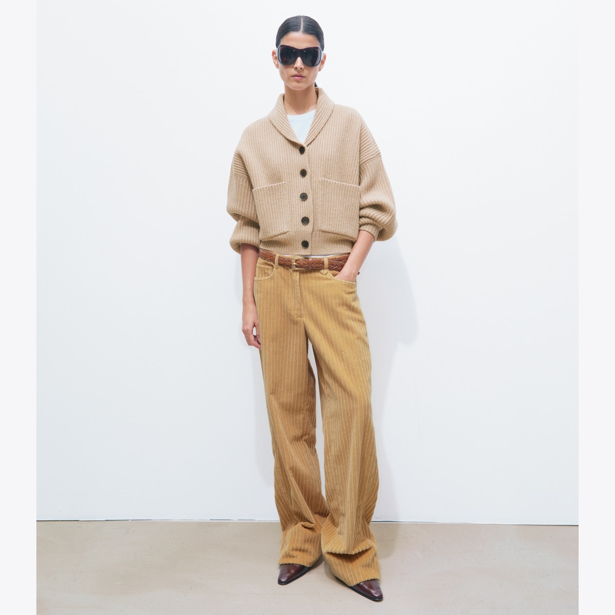 CROPPED WOOL CARDIGAN - thumbnail 3