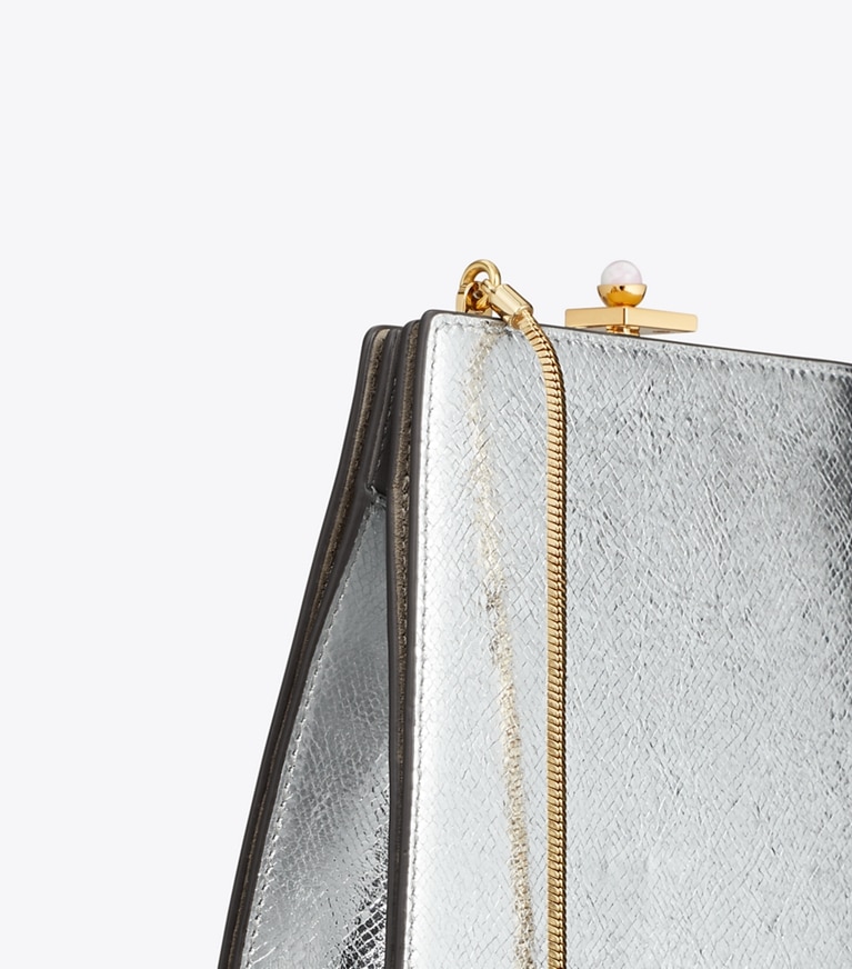 Tory Burch designer クロスボディバッグ クラッシュ メタリック ミニバッグ in Silver angle