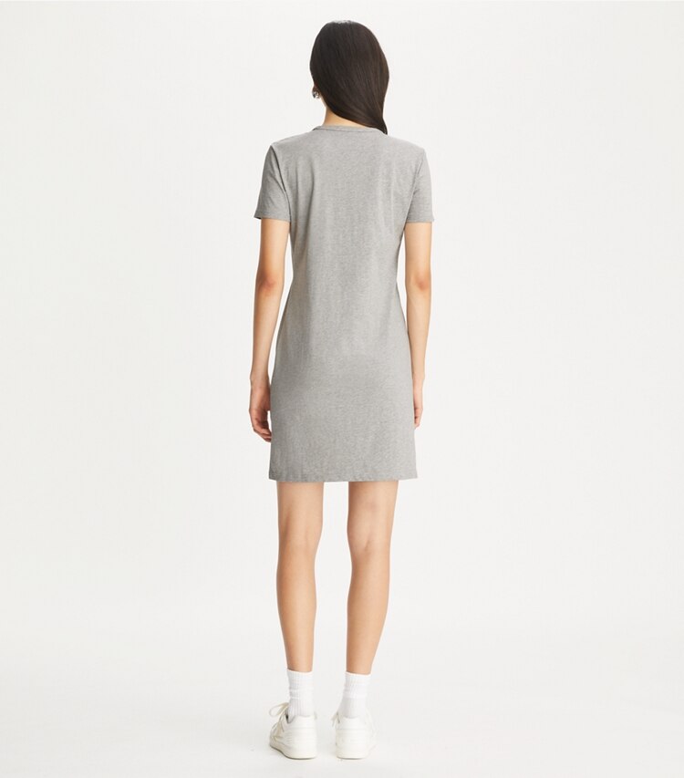 Tory Burch designer ドレス クリスタルエンベリッシュ ジャージー Tシャツドレス in Silver Gray Melange on model back