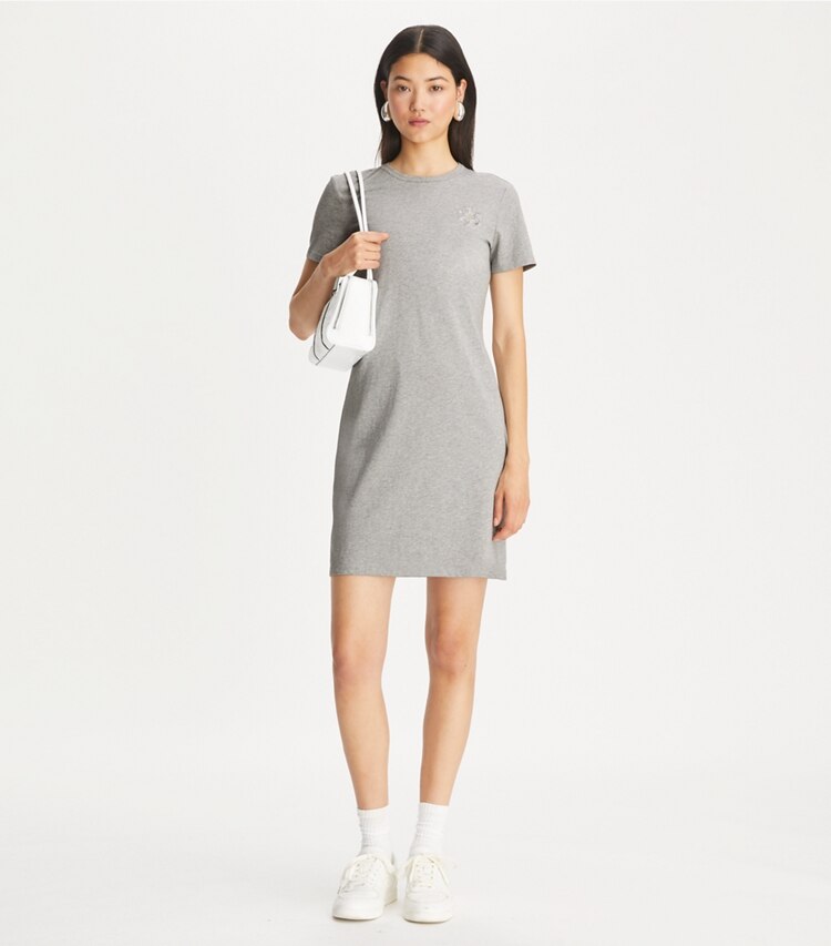 Tory Burch designer ドレス クリスタルエンベリッシュ ジャージー Tシャツドレス in Silver Gray Melange モデル前面