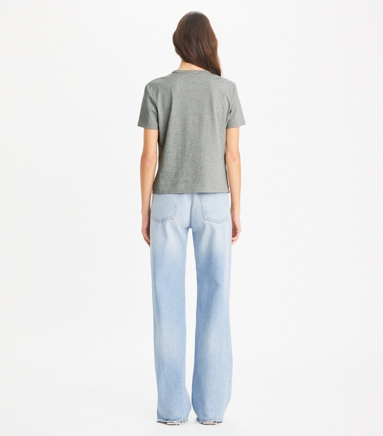 Tory Burch designer トップス クリスタル ロゴTシャツ in Silver Gray Melange on model back