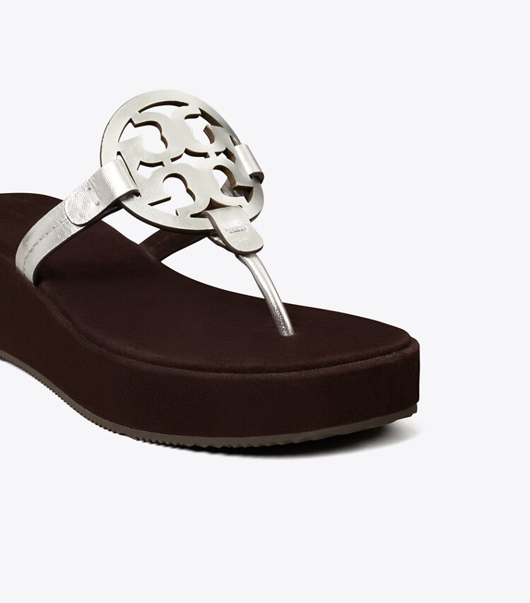 Tory Burch diseñador sandalias Cuña Miller en SILVER / COCOA detalle