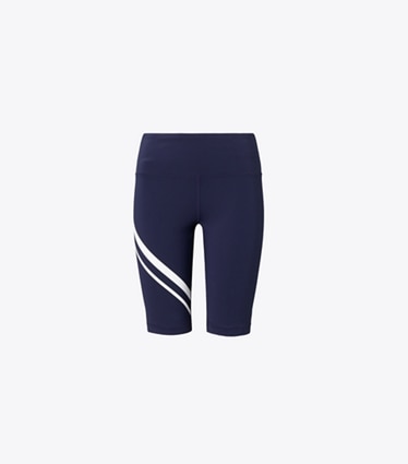 Tory Burch designer bas Cuissard vélo à chevrons dans TORY NAVY de face
