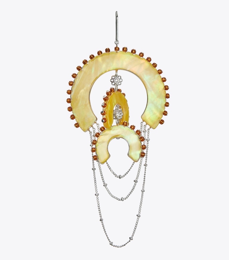 Tory Burch designer ohrringe Curiosity Chandelier-Ohrringe mit Kunstharz und Perlen in Antique Light Silver / Yellow front