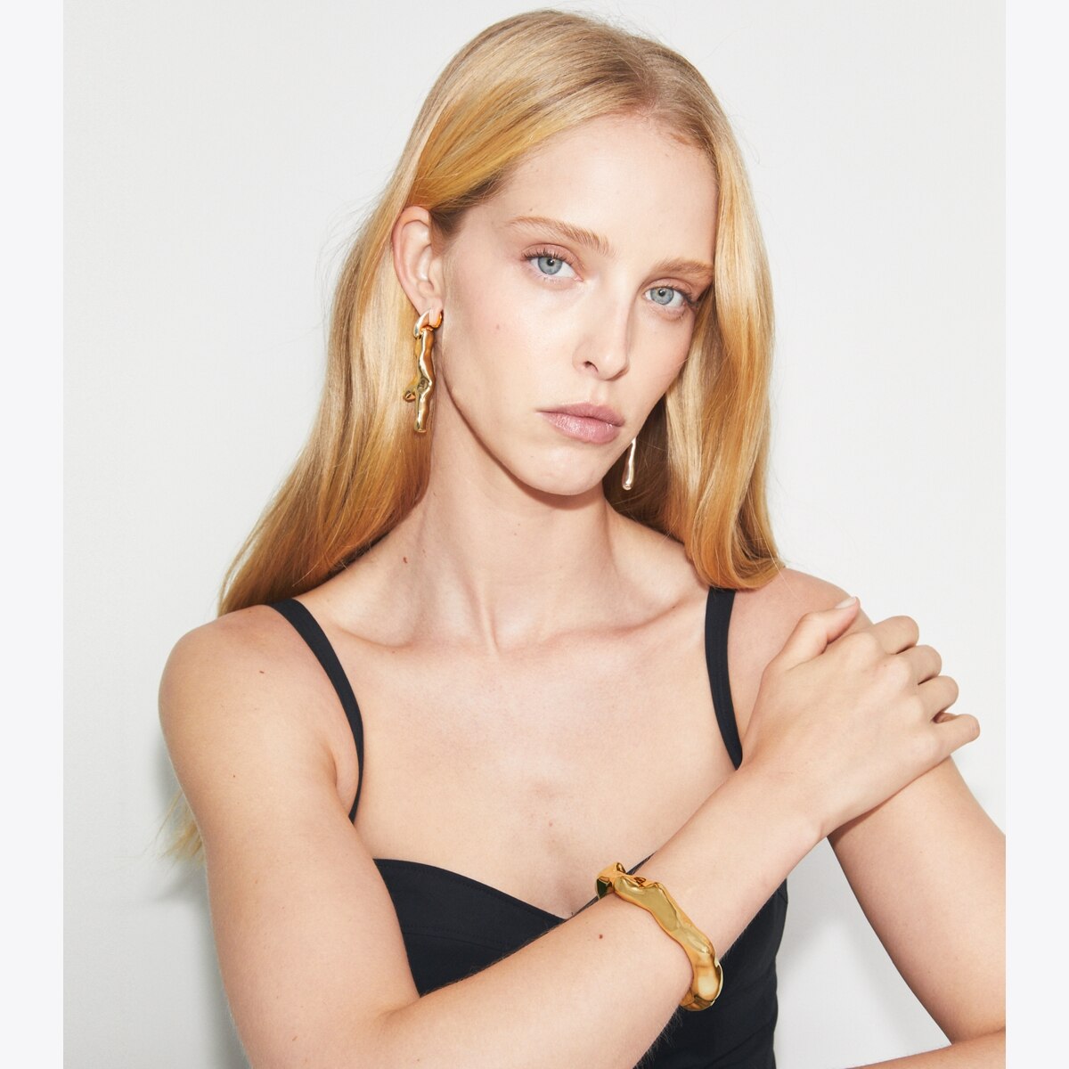 Curiosity Coral Drop Earring: Women's Designer Earrings | Tory Burch