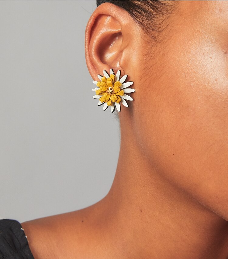 Tory Burch designer earrings Daisy Stud Earring in Rolled Brass / New Ivory / Yellow accessory on model