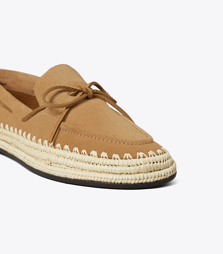 Tory Burch designer loafers Der Boaty aus Raffiabast in AMBER GRAIN / NATURAL detail