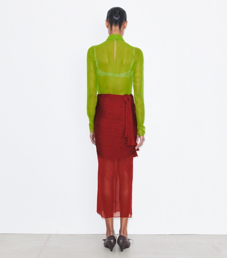 Tory Burch designer tops Dolcevita a polo in seta in Leaf Green front