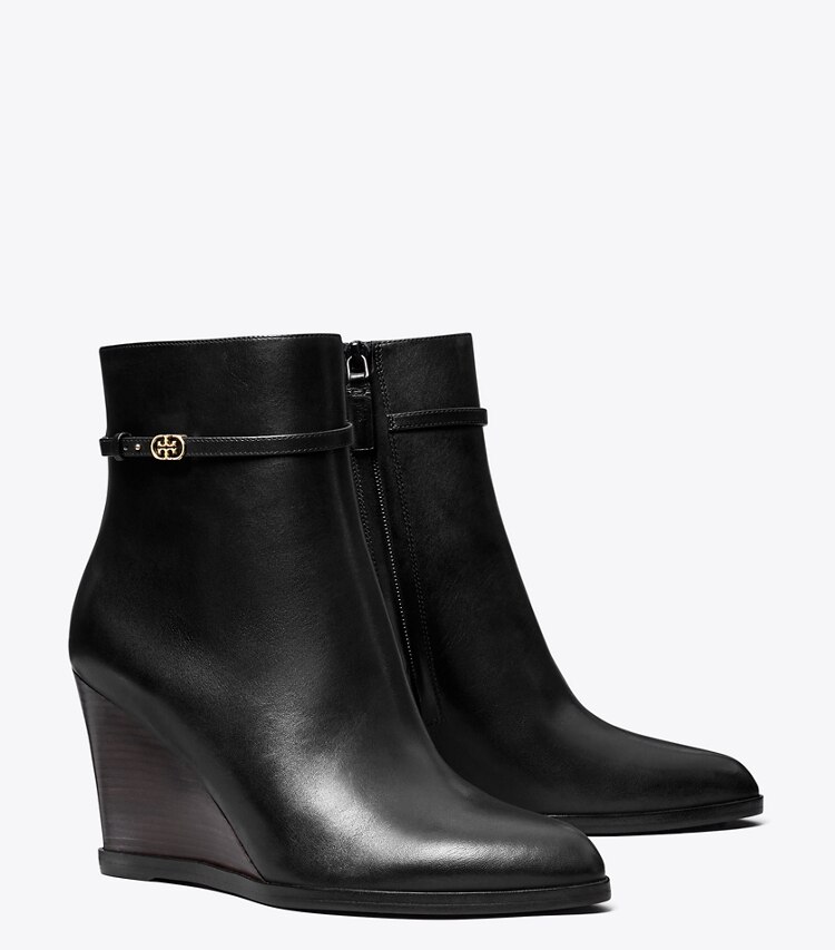 Tory Burch designer ブーティ ダブルTバックル ウェッジブーツ in PERFECT BLACK angle