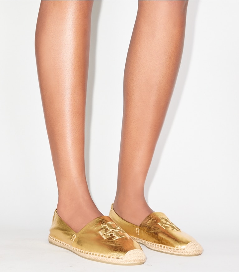 Tory Burch designer espadrilles Double T Espadrille in GOLD LEAF accessory on model
