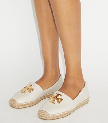 Double T suede espadrilles in brown - Tory Burch | Mytheresa Tory Burch Espadrilles display picture 1