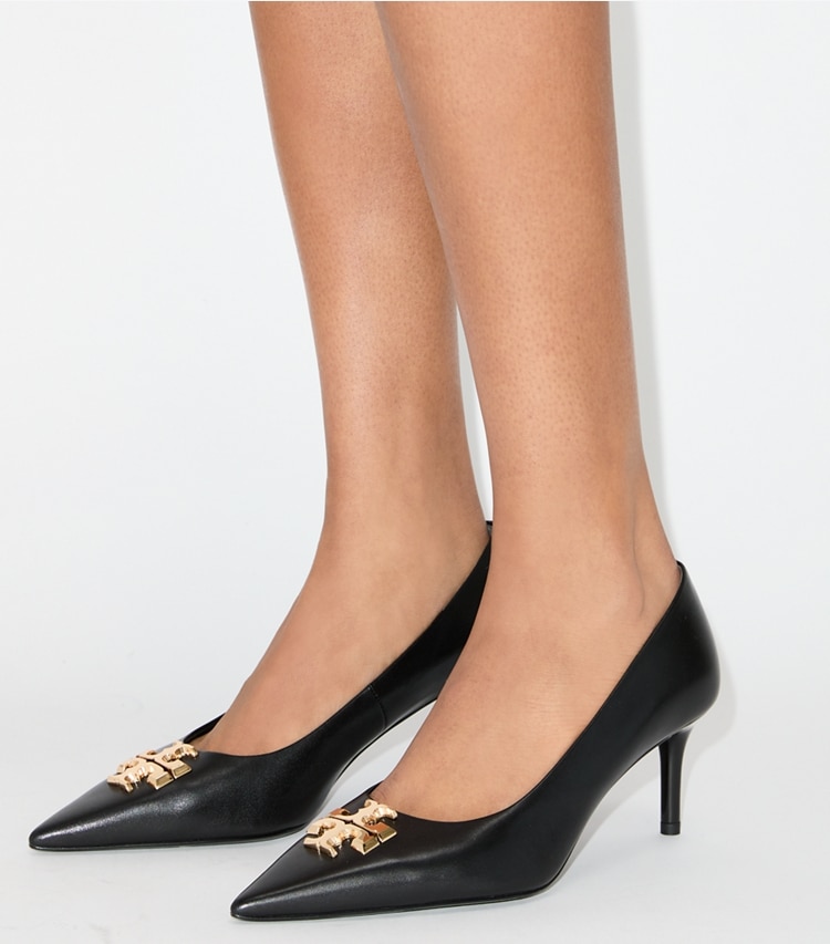 Tory Burch designer heels Eleanor Pump in PERFECT BLACK / GOLD accessory on model