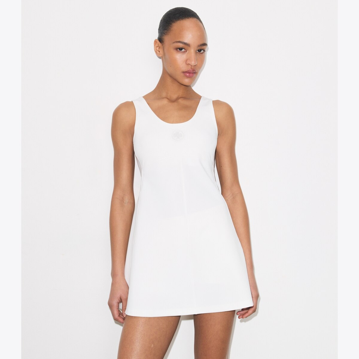 EMBOSSED LOGO TENNIS DRESS - thumbnail 2