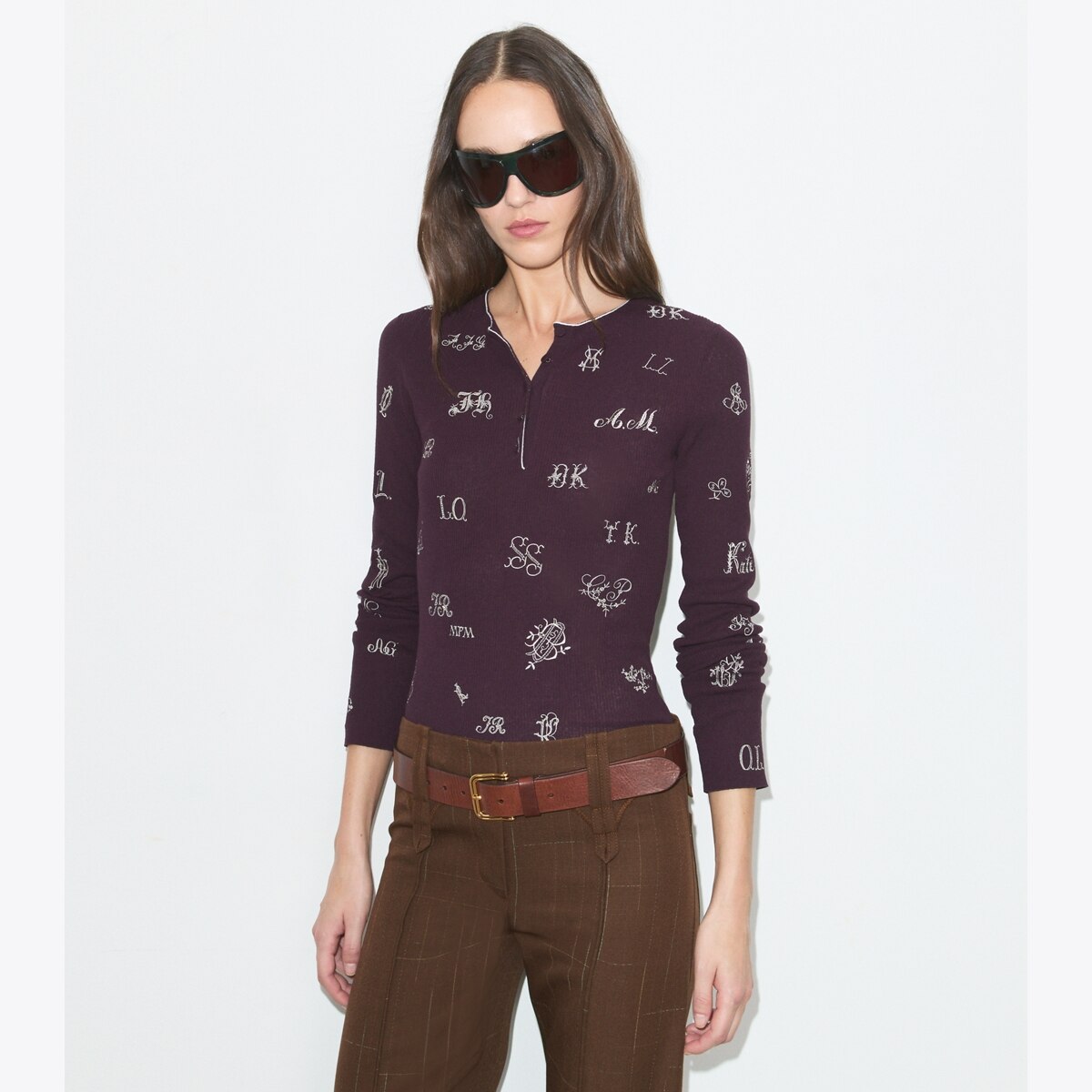 EMBROIDERED HENLEY SWEATER - thumbnail 2
