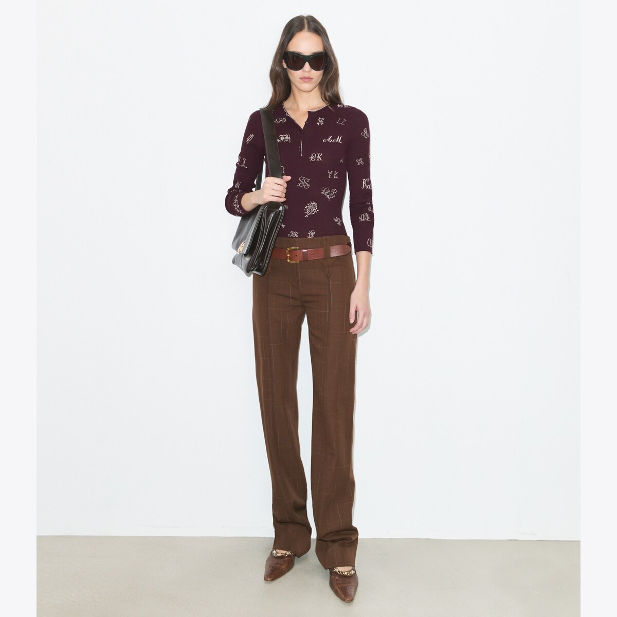 EMBROIDERED HENLEY SWEATER - thumbnail 3