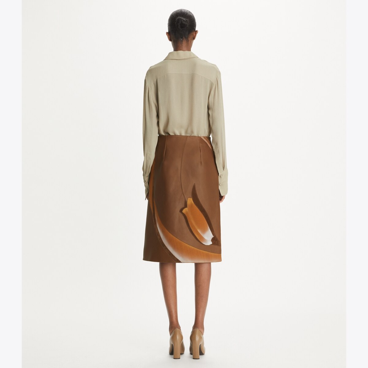 スカート TORY BURCH Woman Skirt Beige 160596 253 mesh-skirt-on-model-back.