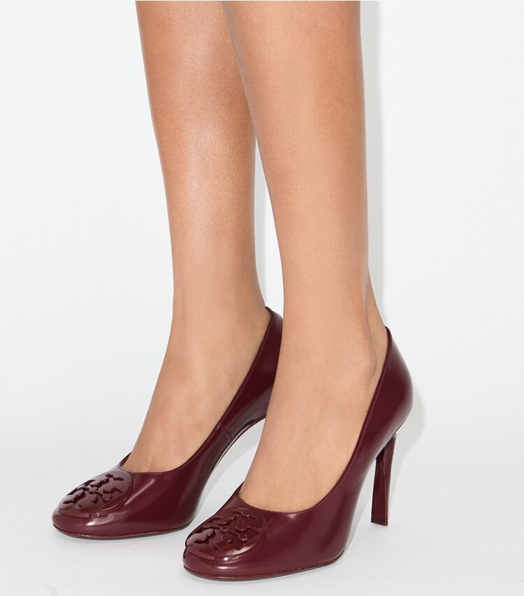 Tory Burch designer escarpins Escarpin Reva dans BORDEAUX accessoire sur le modèle