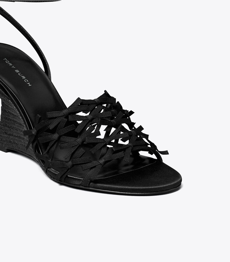 Tory Burch designer espadrilles Espadrille à talon compensé Mini Bow dans PERFECT BLACK / PERFECT BLACK détails