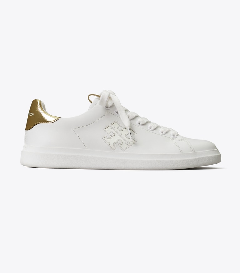 Tory Burch designer baskets Espadrille Howell Court dans Titanium White / Spark Gold de côté