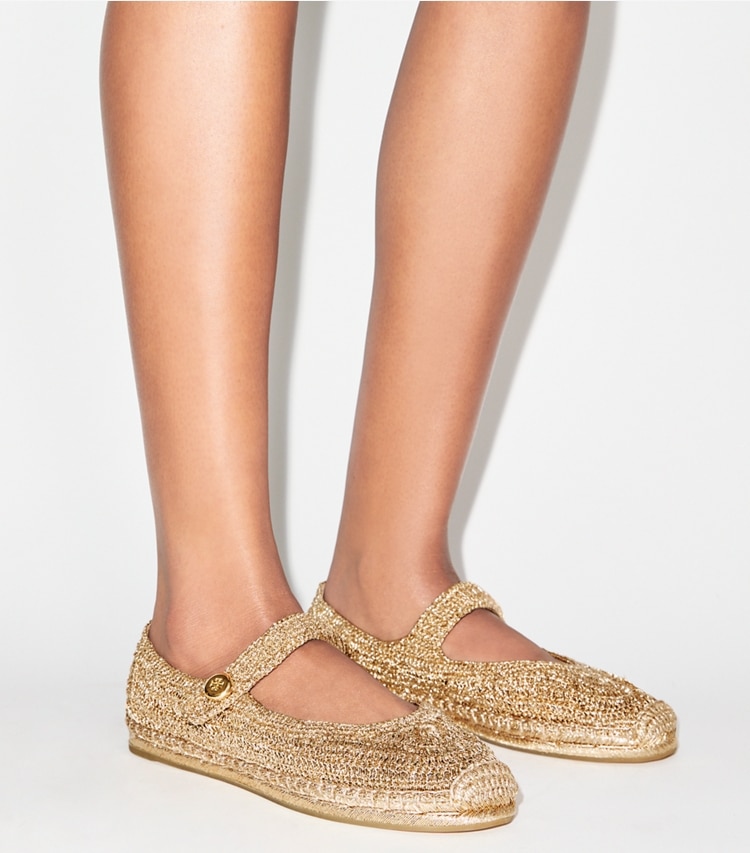 Tory Burch designer espadrilles Espadrilles de style Charles IX Romy dans GOLD accessoire sur le modèle