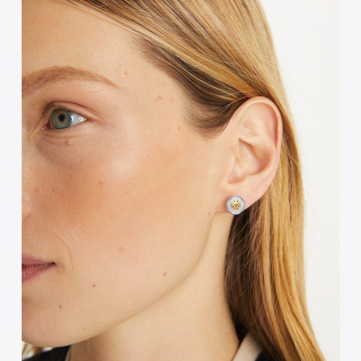 【送料&関税込】Tory Burch Miller Stud Earrings Amazon.com: Tory Burch Women's Miller Stud Earrings, Tory