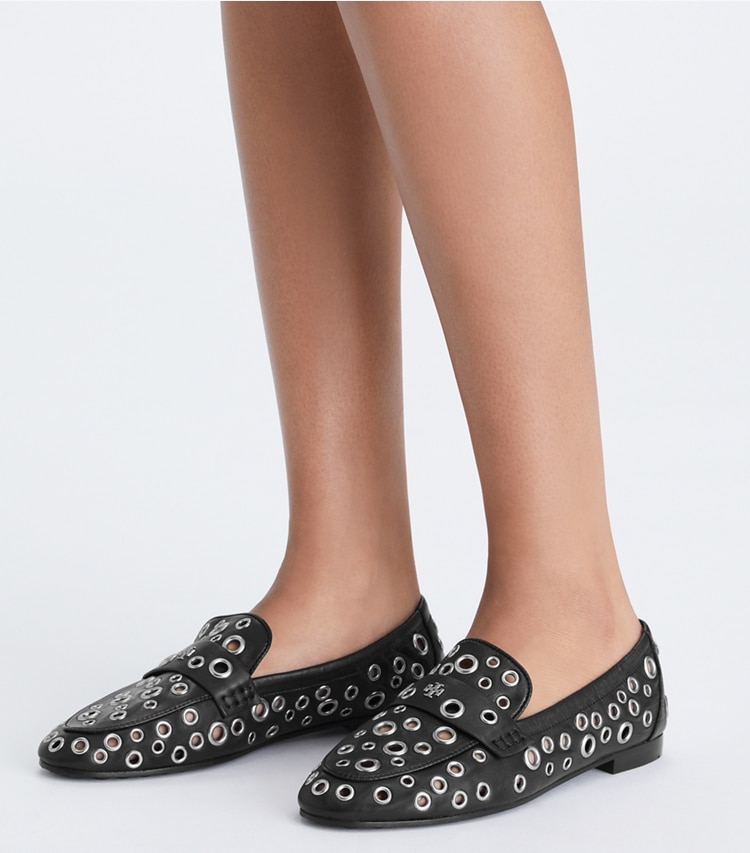 Tory Burch designer flats Eyelet Ballet Loafer in PERFECT BLACK additional on model