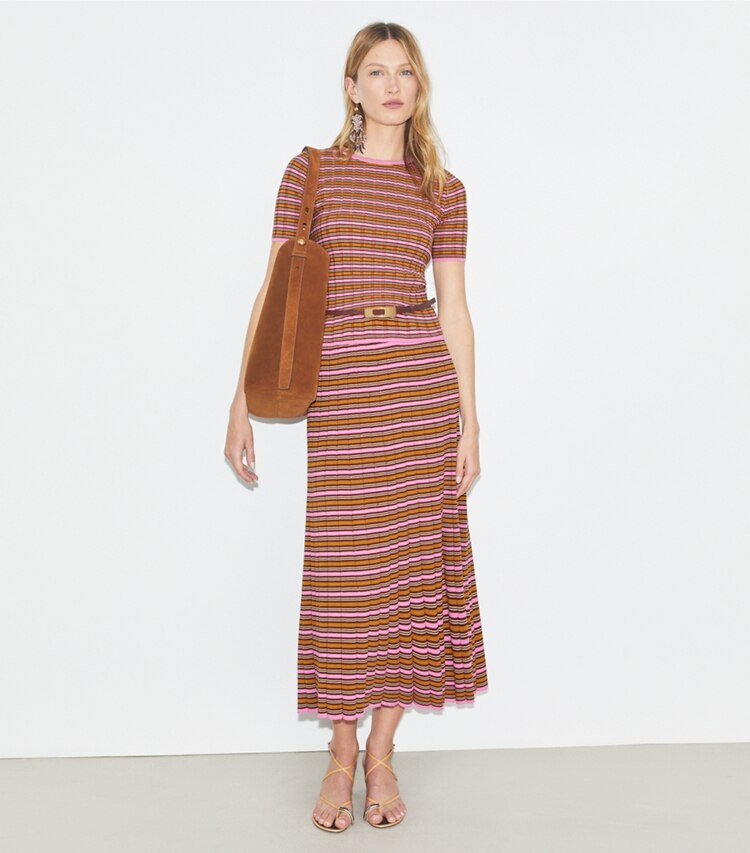 Tory Burch diseñador prendas inferiores Falda de algodón a rayas en Frappe Pink / Senape frente en modelo