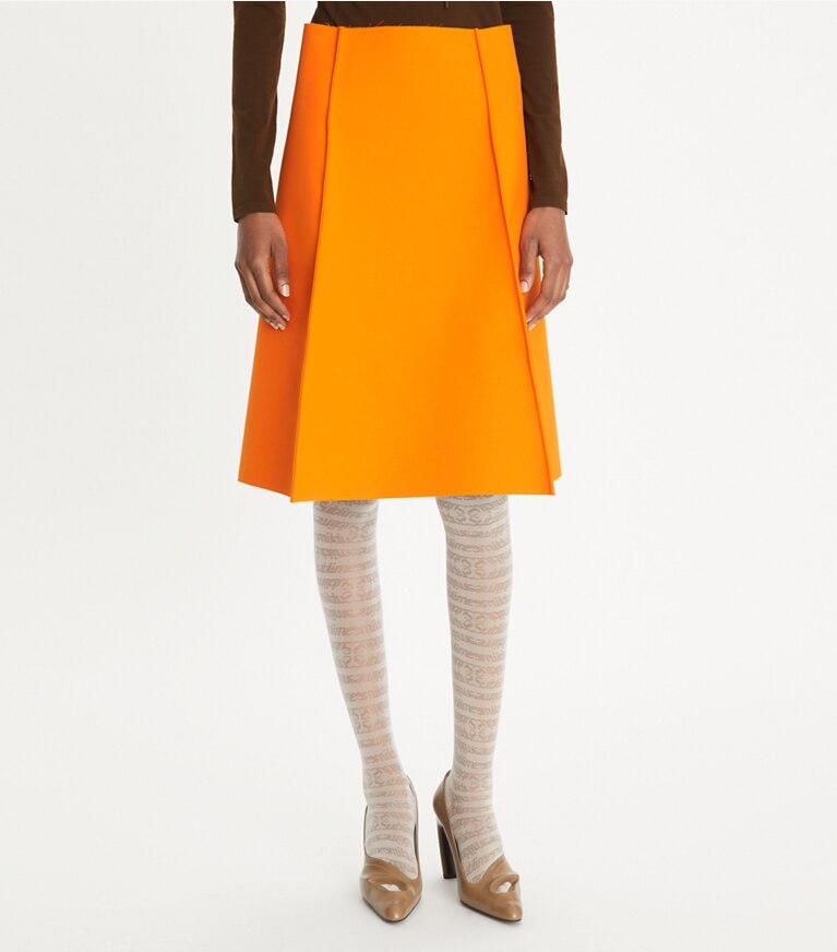 Tory Burch diseñador prendas inferiores Falda de lana en Bright Mandarin detalle en modelo