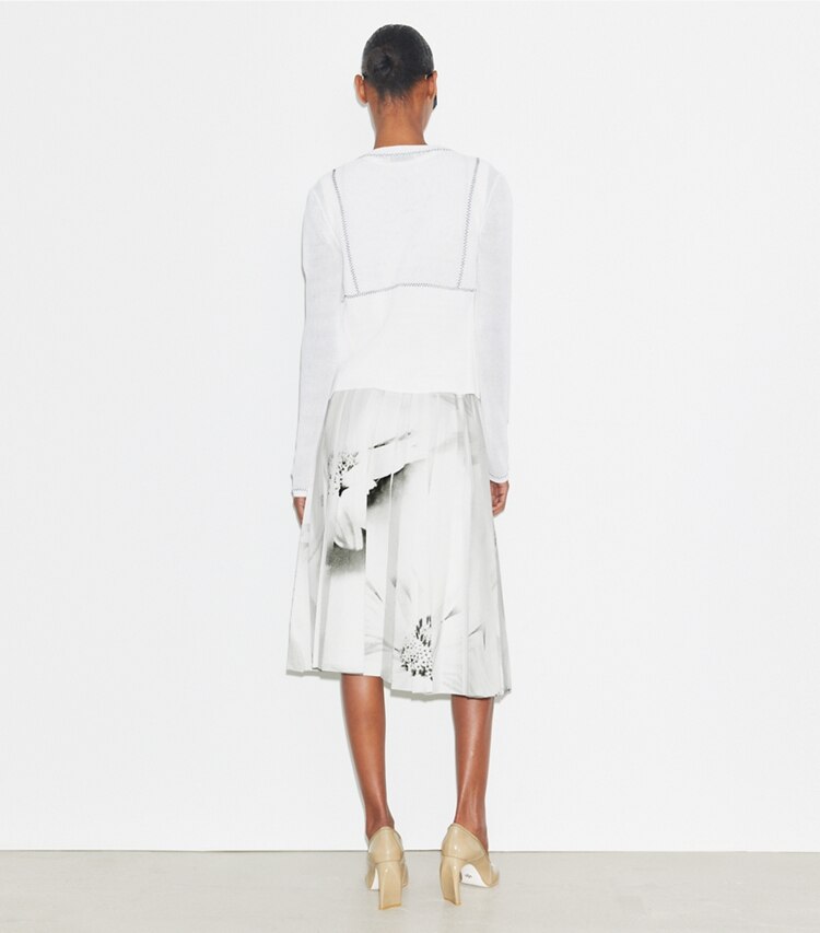 Tory Burch diseñador prendas inferiores Falda de sarga estampada en Gray Bee parte posterior en modelo