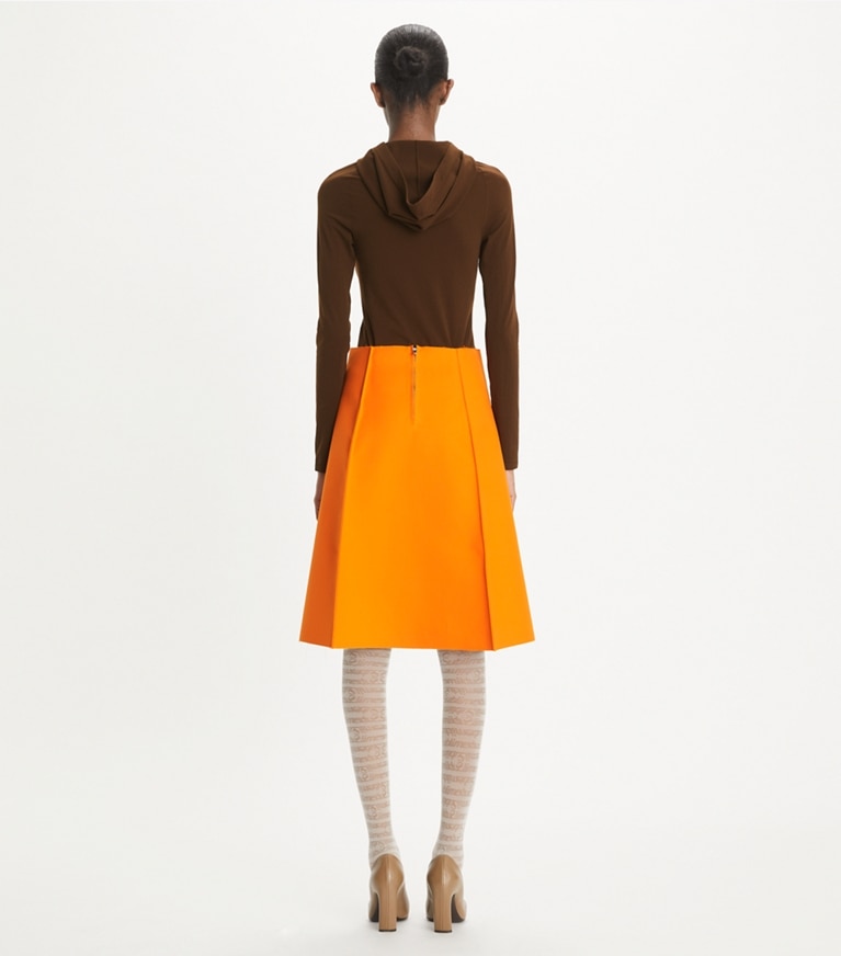 Tory Burch designer maglioni Felpa con cappuccio in nylon in Cozy Brown front