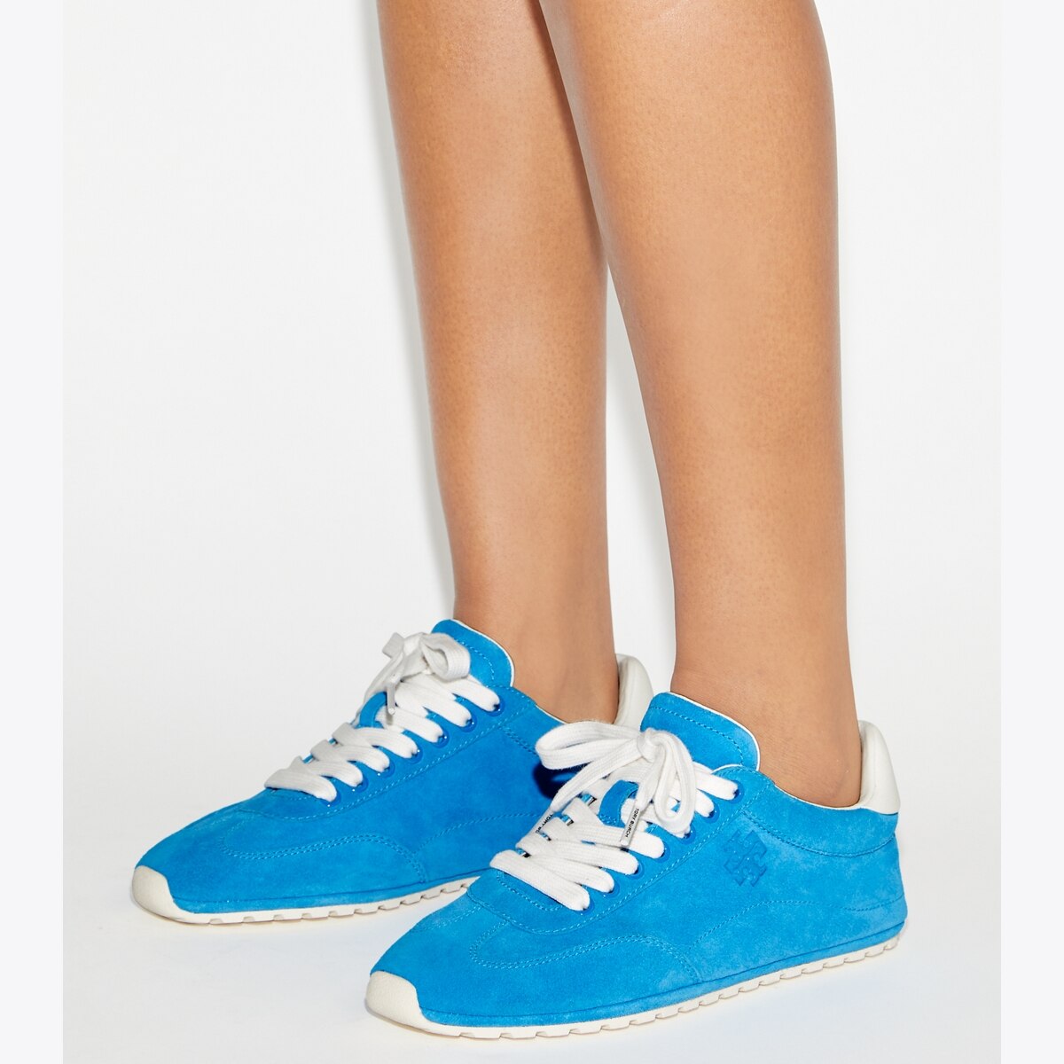 field-sneaker-accessory-on-