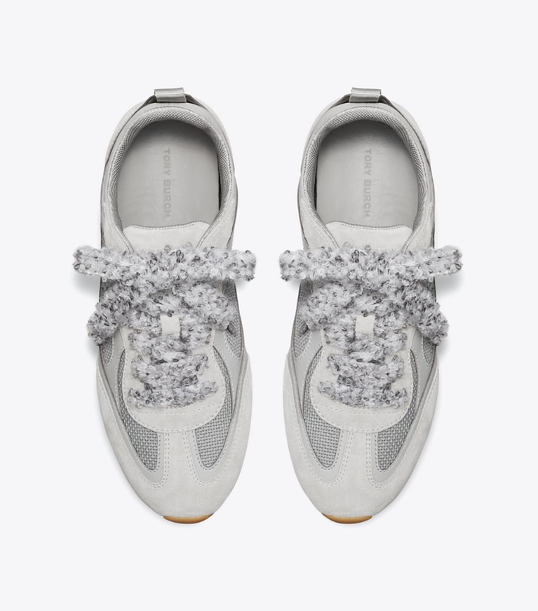 Tory Burch designer スニーカー フィールド スニーカー in LOUTRE GRAY angle