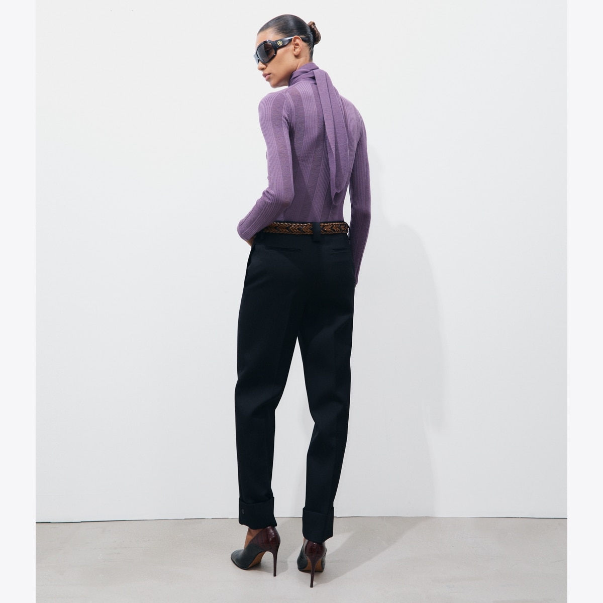 FINE RIB FRONT-TIE SWEATER - thumbnail 4