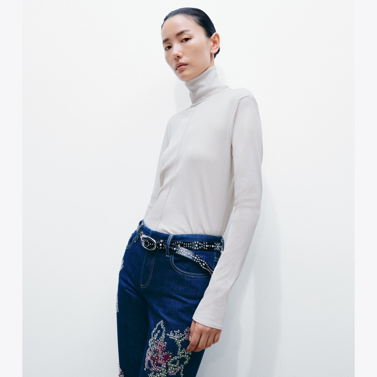 FINE RIB TURTLENECK - thumbnail 2