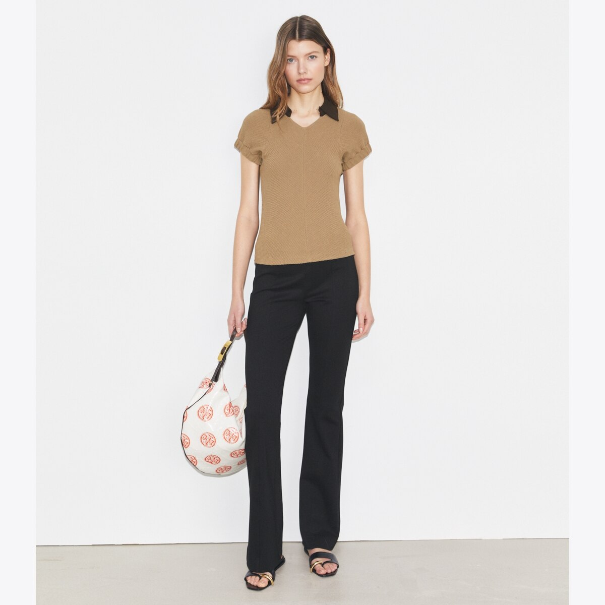 FLARED COMPRESSION PANT - thumbnail 2