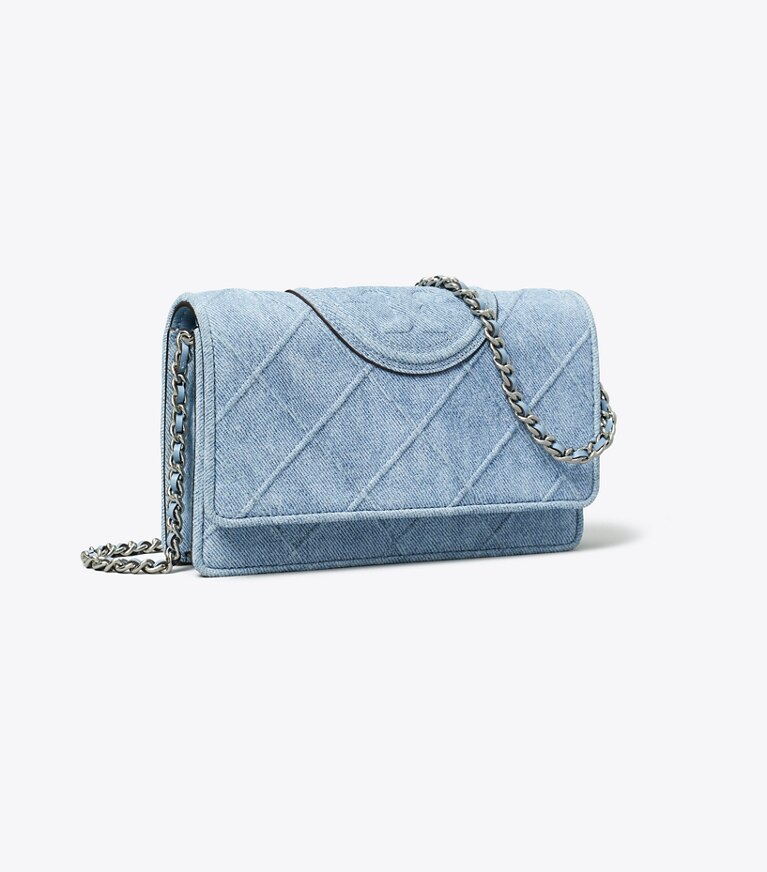 Tory Burch designer ミニバッグ フレミング デニムプリント スエード チェーンウォレット in Denim angle