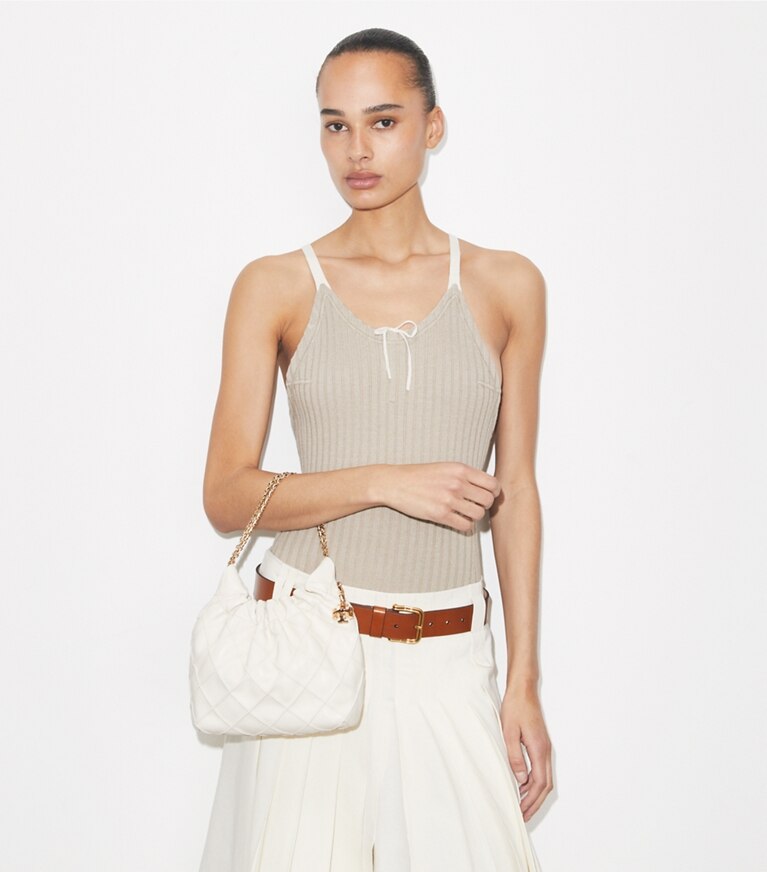 Tory Burch designer crossbody bags Fleming Mini Bag mit Tunnelzug in Light Cream additional on model