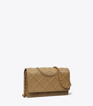 Tory Burch - Kira Chevron Quilted Leather Wallet On A Chain In Pebblestone
