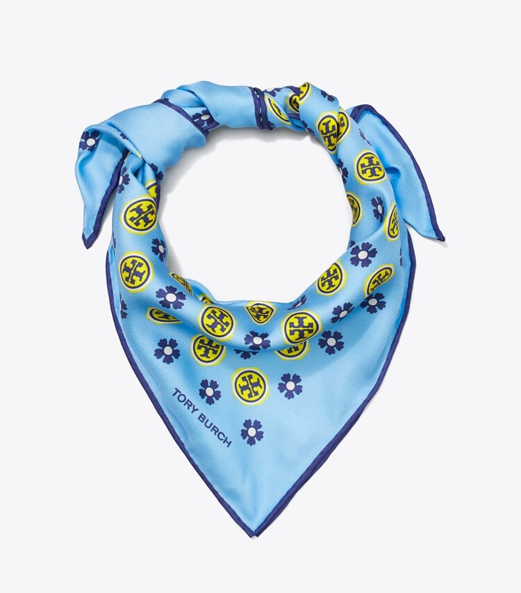 Tory Burch designer écharpes Foulard triangle logo floral in Light Blue Floral Logo folded