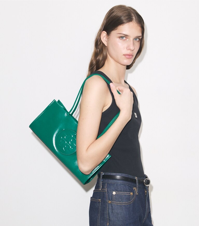Tory Burch designer cabas Fourre-tout horizontal Ella dans Bright Malachite accessoire sur le modèle