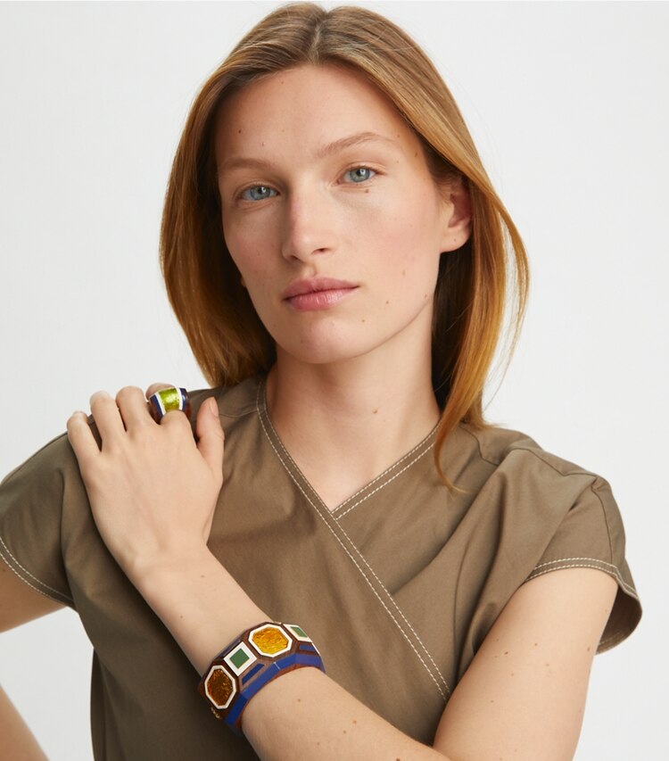 Tory Burch designer rings Geo Ring in Rolled Gold / Sunflower Multi accessory on model