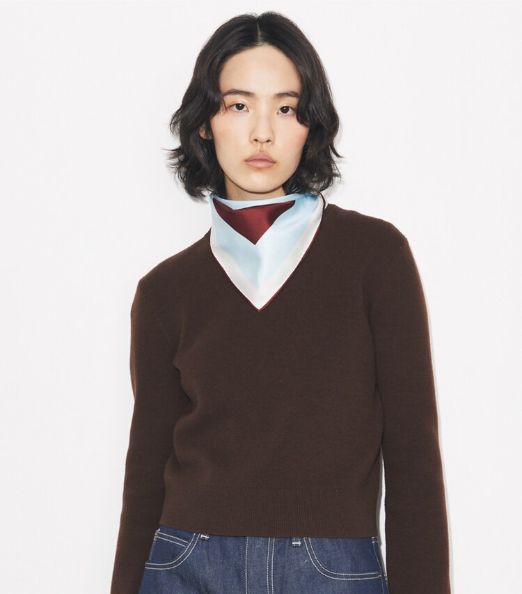 Tory Burch designer scarves Geo Square Silk Neckerchief in BROWN / Blue accessory on model