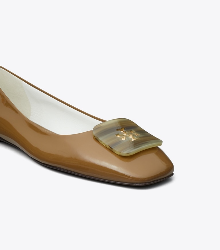 Tory Burch designer フラット ジョージア バレエ ワイド in ALMOND OATS angle