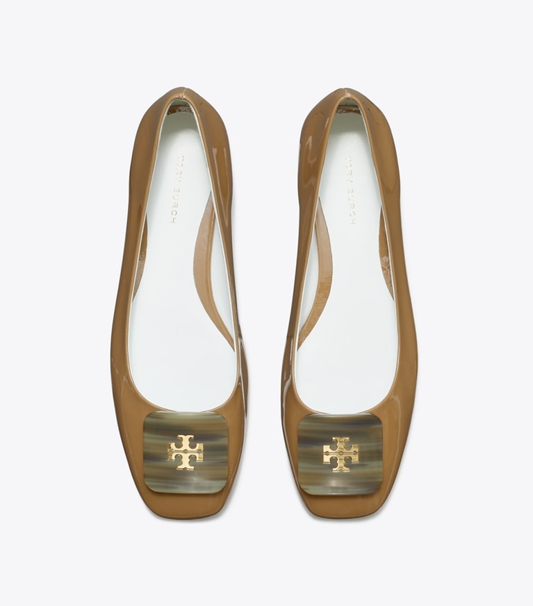 Tory Burch designer フラット ジョージア バレエ ワイド in ALMOND OATS angle