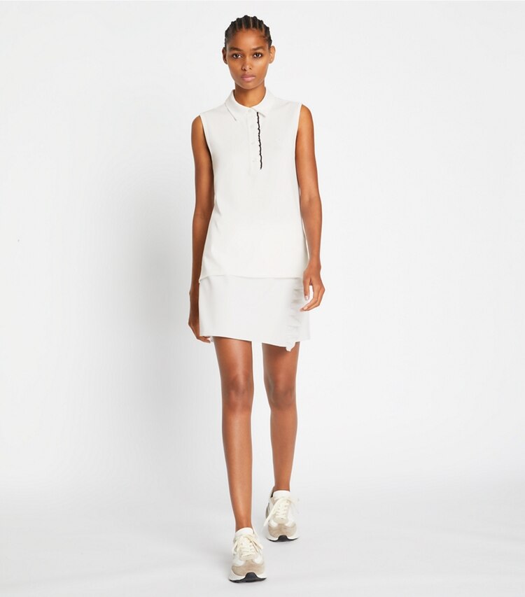 Tory Sport designer unterteile Gerüschter Skort aus Funktionstwill in Snow White modell von vorn