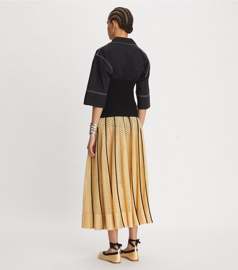 Tory Burch designer strickware Geripptes Bandeau in Black on model back