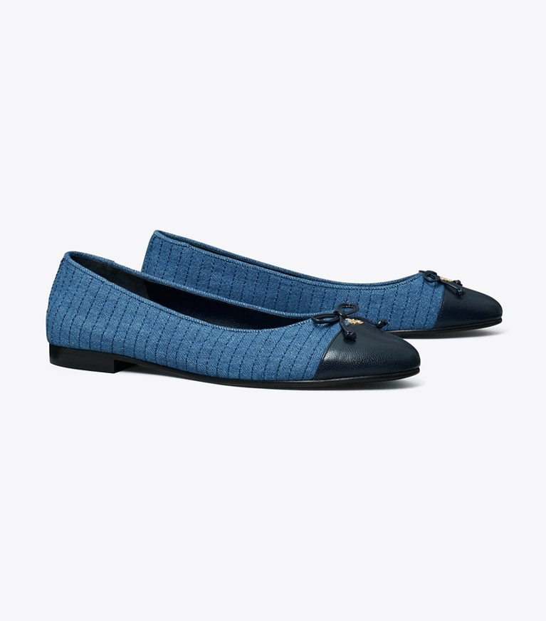 Tory Burch designer loafers Gesteppter Ballerina mit Zehenkappe in DENIM angle